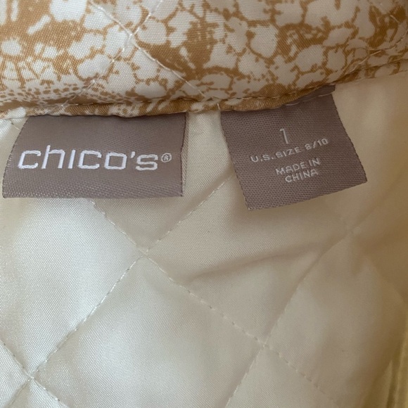 Vintage Inspired Quilted‎ Floral Jacket | Cottagecore Romantic Fall Layering - Picture 8 of 10